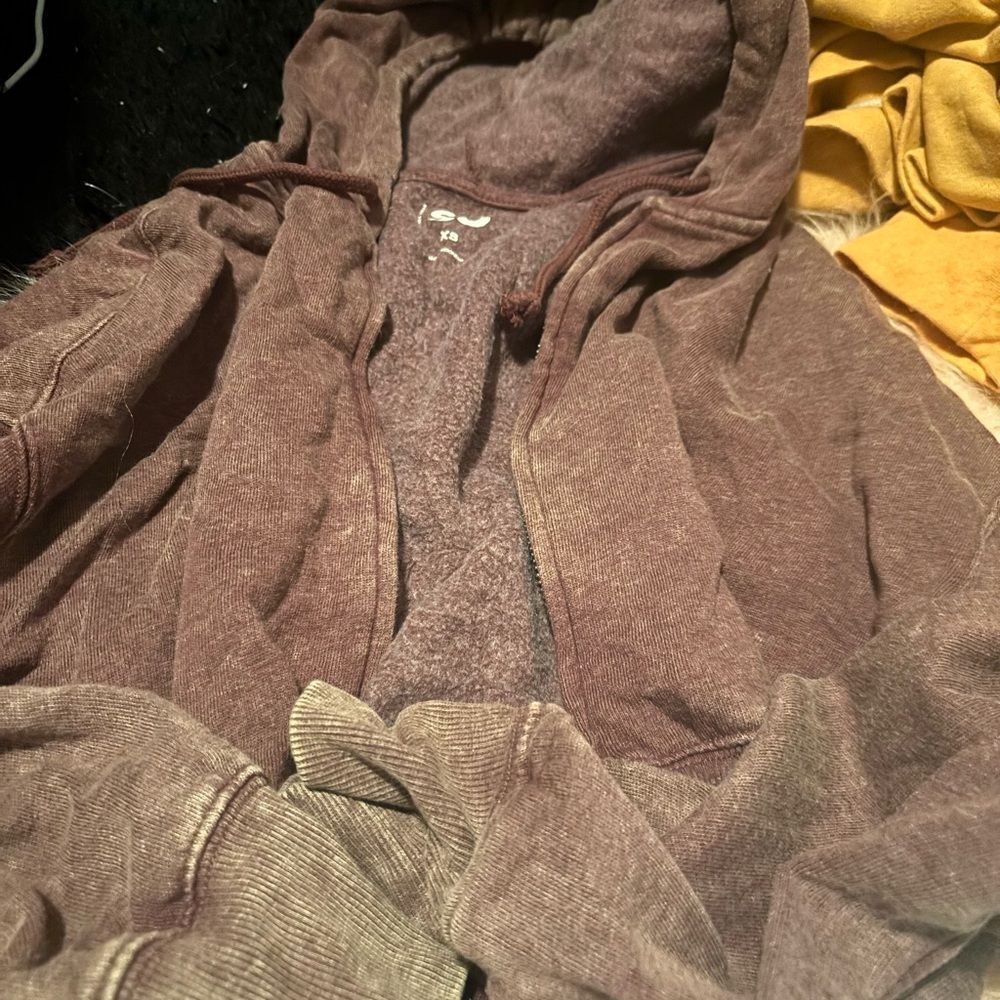 SO Women’s Zip Up Stonewash Sweatshirt